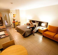 Spinifex Motel  Serviced Apartments