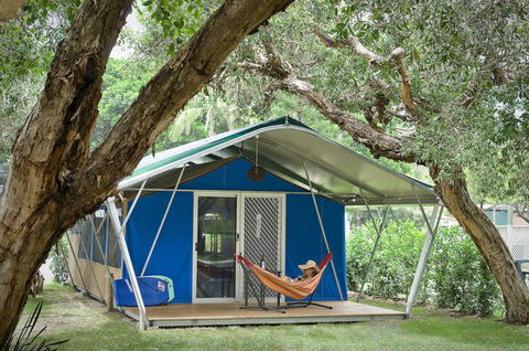 Suffolk Beachfront Holiday Park - Darwin Holiday 4