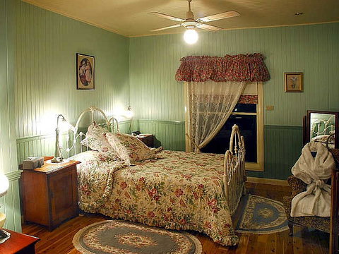 Telegraph Retreat - Darwin Holiday 1