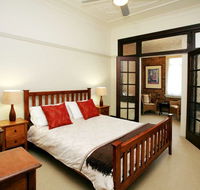 The Bank Guesthouse - Darwin Holiday