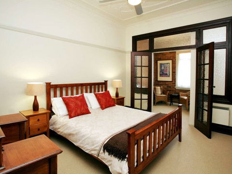 The Bank Guesthouse - Darwin Holiday 0