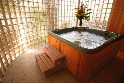 The Belmore All-Suite Hotel - Darwin Holiday 2