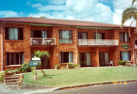 The Links - Darwin Holiday 0