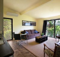 The Shingles Riverside Cottages