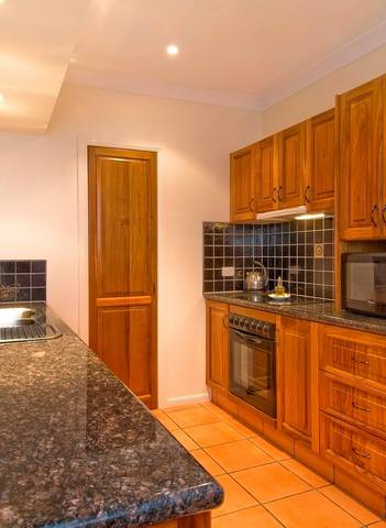 Tinaroo Lake Resort - Holiday Apartments - Darwin Holiday 7