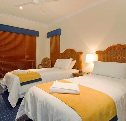 Tinaroo Lake Resort - Holiday Apartments - Darwin Holiday 8
