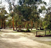Toodyay Holiday Park  Chalets - Darwin Holiday