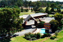 Tooleybuc Club Motor Inn - Darwin Holiday 0