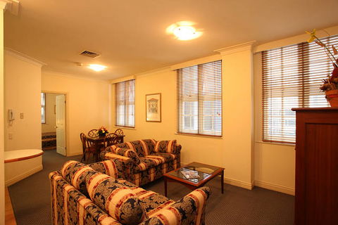 ULTIQA Rothbury Hotel - Darwin Holiday 3