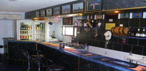 Woomera Traveller's Village & Caravan Park - Darwin Holiday 1