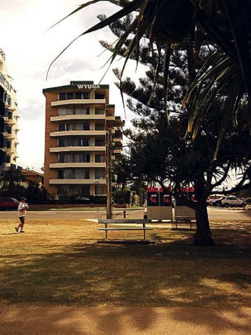 Wyuna Beachfront Holiday Apartments - Darwin Holiday 4