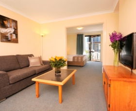 Assured Waterside Apartments - Darwin Holiday 3