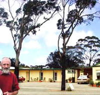 Lake Grace Saltbush Inn - Darwin Holiday