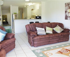 Absolute Beachfront Apartment - Darwin Holiday 3