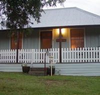 Tinonee Cottages - Darwin Holiday
