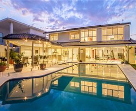 The Grand Broadbeach - Vogue Holiday Homes - Darwin Holiday 0