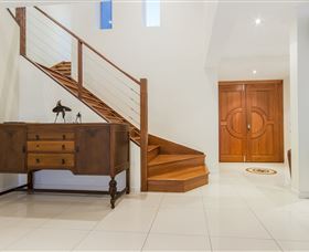 The Grand Broadbeach - Vogue Holiday Homes - Darwin Holiday 1