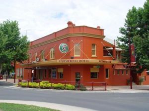 The Commercial Hotel Tumut - Darwin Holiday 4