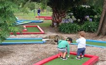 Kangaroo Valley Glenmack Park - Darwin Holiday 3