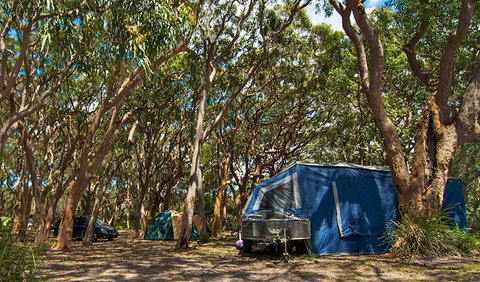 Stewart And Lloyds Campground - Darwin Holiday 0