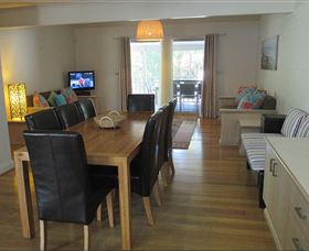 Ironbark Family Loft Townhouse 101 - Darwin Holiday 1