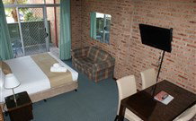 Aspire Alpine Gables And Brumby Bar - Jindabyne - Darwin Holiday 3