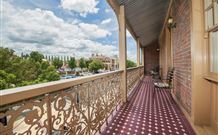 Cobb & Co Court Boutique Hotel - Darwin Holiday 6