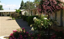 Garden Motor Inn (Golden Chain) - Gundagai - Darwin Holiday 4