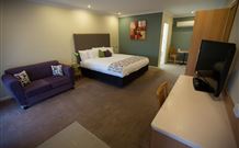Ibis Styles Orange - Orange - Darwin Holiday 4
