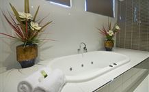 Mercure Centro Hotel Port Macquarie - Port Macquarie - Darwin Holiday 3