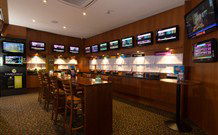 Royal Hotel Springwood - Springwood - Darwin Holiday 3