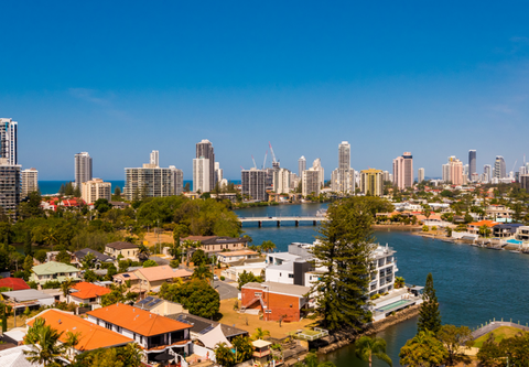 The Emerald Surfers Paradise - Darwin Holiday 6