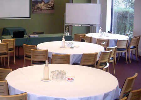 Best Western The Tudor Box Hill - Darwin Holiday 2