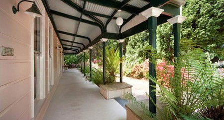 Closeburn House - Darwin Holiday 1