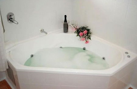 Charlotte Apartments - Darwin Holiday 2