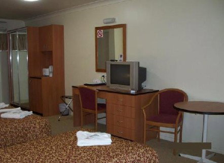 Molong Motor Inn - Darwin Holiday 2