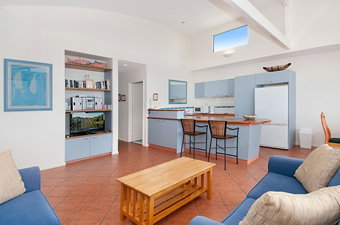 Aqua Promenade Beachfront Apartments - Darwin Holiday 7