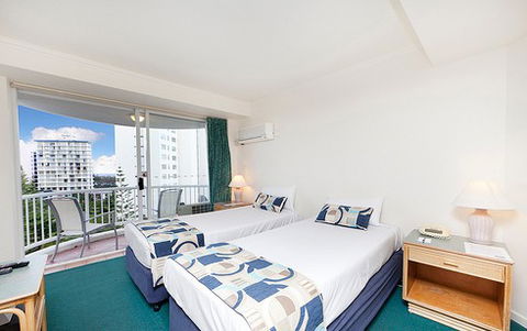 Australis Sovereign Hotel - Darwin Holiday 0