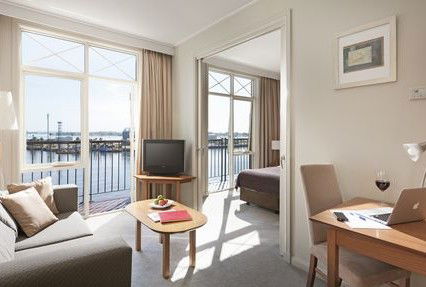 Crowne Plaza Newcastle - Darwin Holiday 1