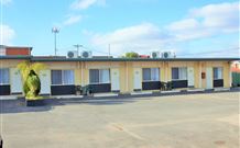 Town Centre Motel - Leeton - Darwin Holiday 2