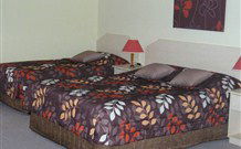 Tuckerbox Motor Inn - South Gundagai - Darwin Holiday 2