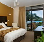 Whale Motor Inn and Restaurant - Darwin Holiday