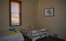 Argyle Hotel Maclean With CaneCutters Bar And Grill - Darwin Holiday 3