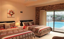 Batemans Bay Manor Bed And Breakfast - Darwin Holiday 1
