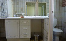 Batemans Bay Manor Bed And Breakfast - Darwin Holiday 5