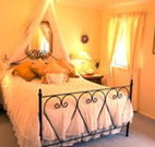 Blue Mountains Lakeside Bed and Breakfast - - Darwin Holiday