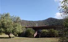 Hunter Valley Macadamia Lodge - Darwin Holiday 4