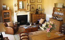 Strathburn Cottage Bed And Breakfast - Darwin Holiday 1