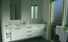 Wallabi Point Bed And Breakfast - - Darwin Holiday 2