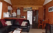 Pinegrove Cottage - Darwin Holiday 0
